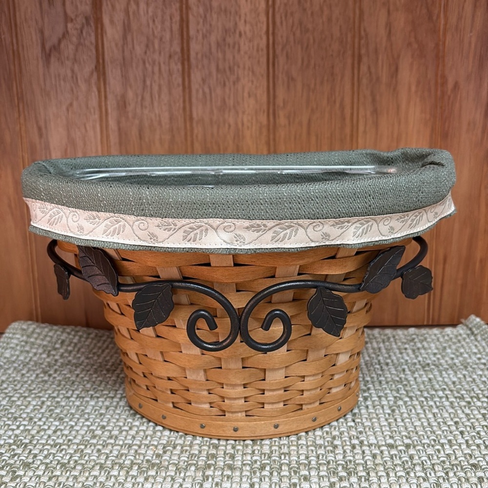 Longaberger 2005 Wrought Iron Hanger Wall Vase Basket w/Orotector & Liner